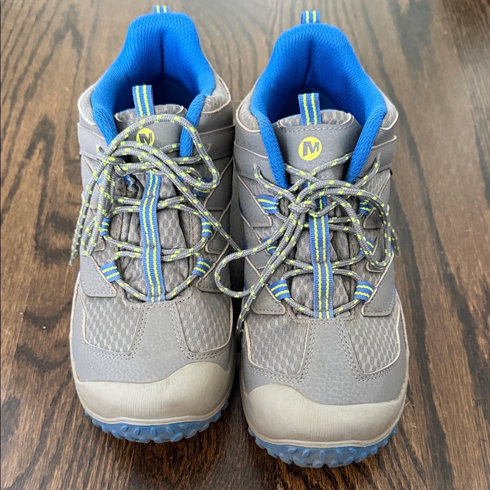Merrell waterproof boots kids size 6